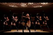 Nicki Minaj In ‘Swish Swish’ Music Video – 4 MiC