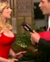 Scarlett Johansson Getting Her Tit Groped By An Interviewer On The Red Carpet